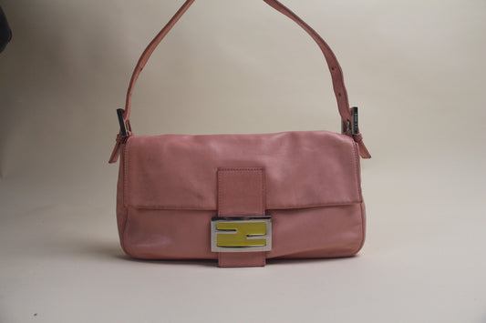 FENDI BAGUETTE BAG - PINK LEATHER